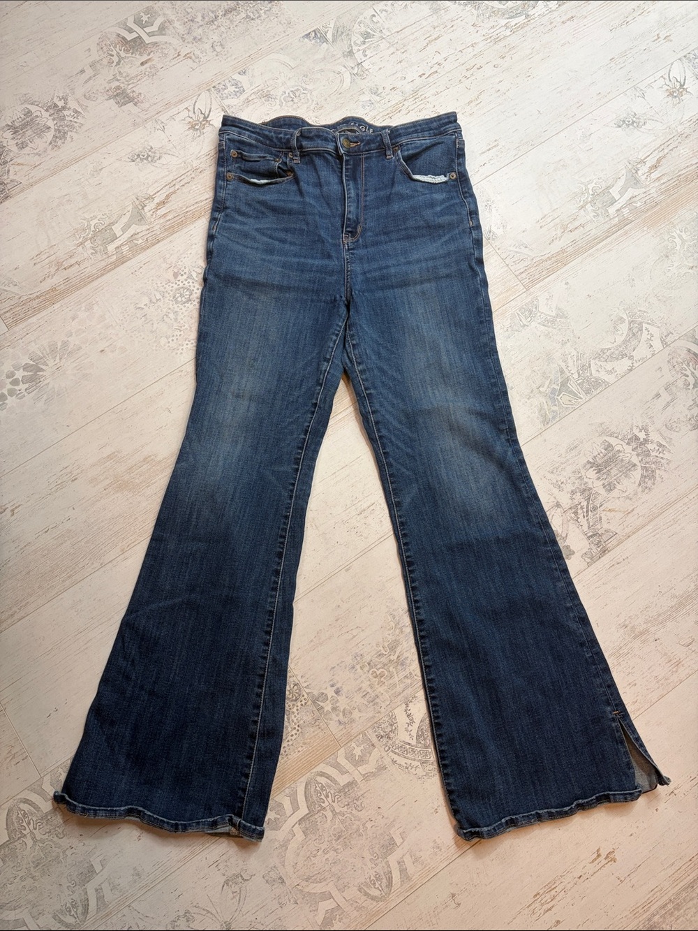 American Eagle Super Hi Rise Flare Jeans Size 14 Long